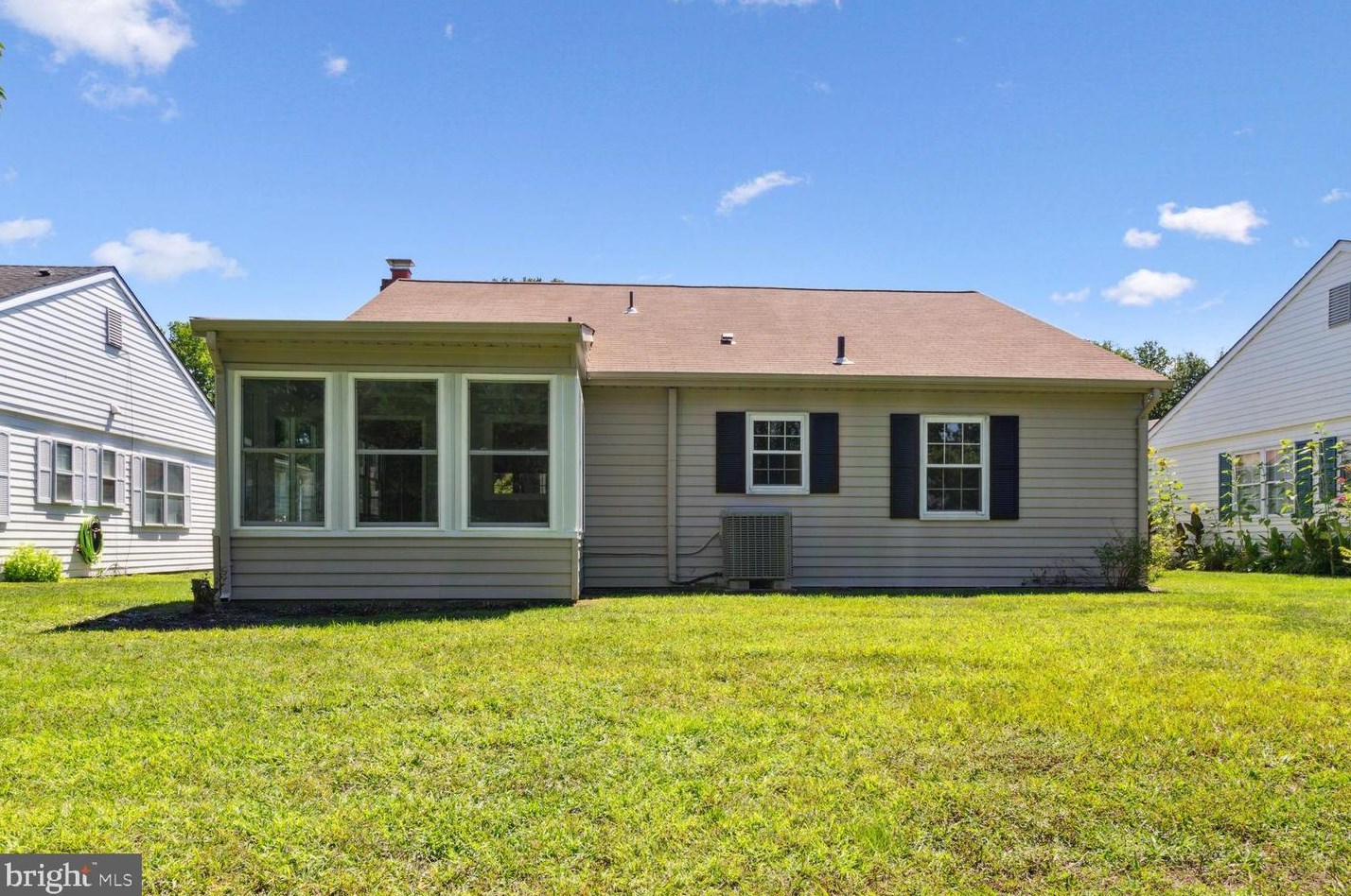 177 Dorchester Dr, Southampton NJ  08088-1149 exterior