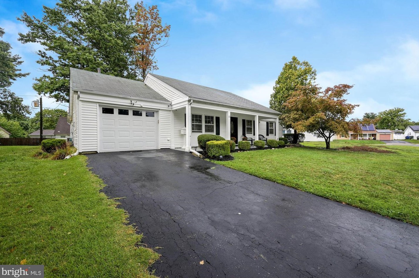 32 Noland Ln, Willingboro, NJ 08046