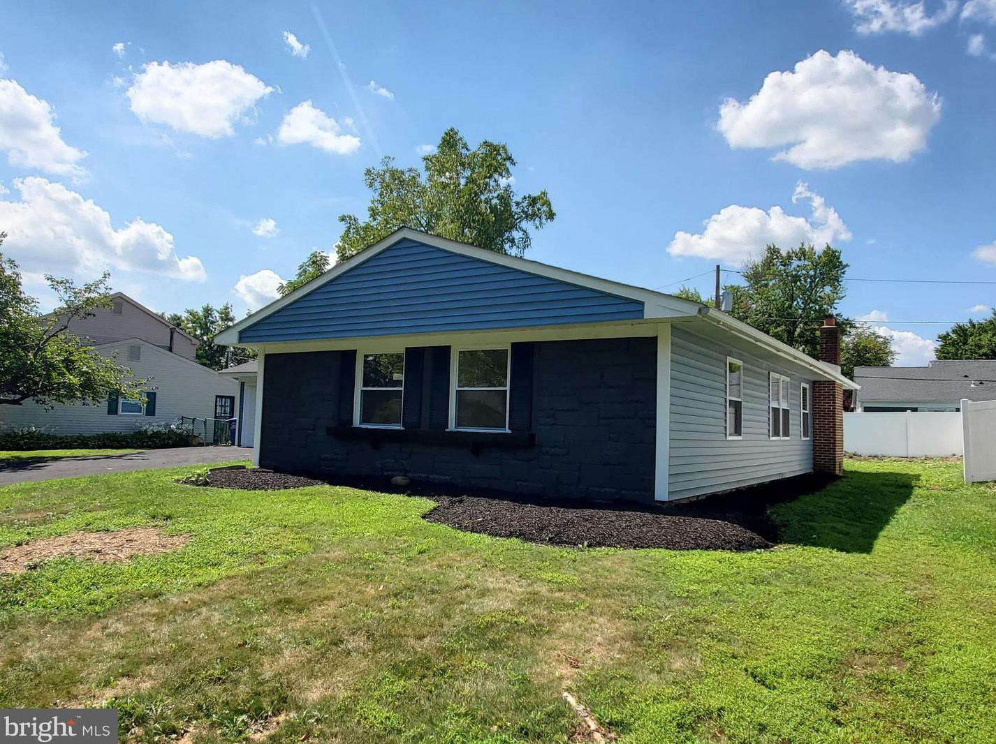 194 Northampton Dr, Willingboro, NJ 08046