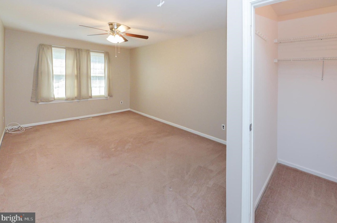 14 Bretshire Ct, Medford NJ  08055-9367 exterior