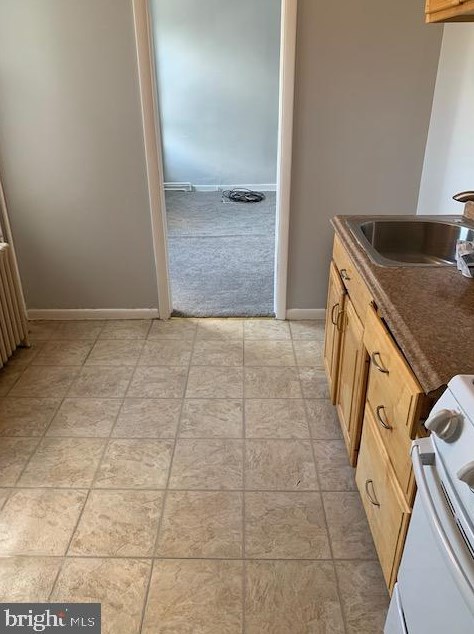 15 W Union St #3, Burlington, NJ 08016