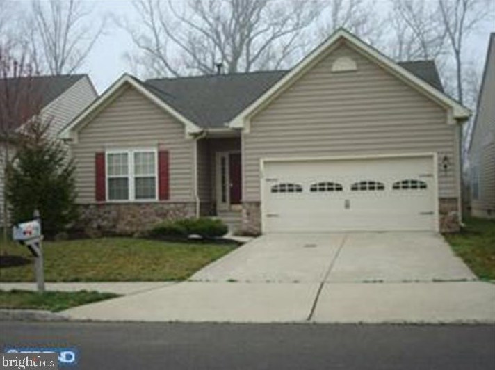 29 Hearthstone Blvd, Pemberton, NJ 08068