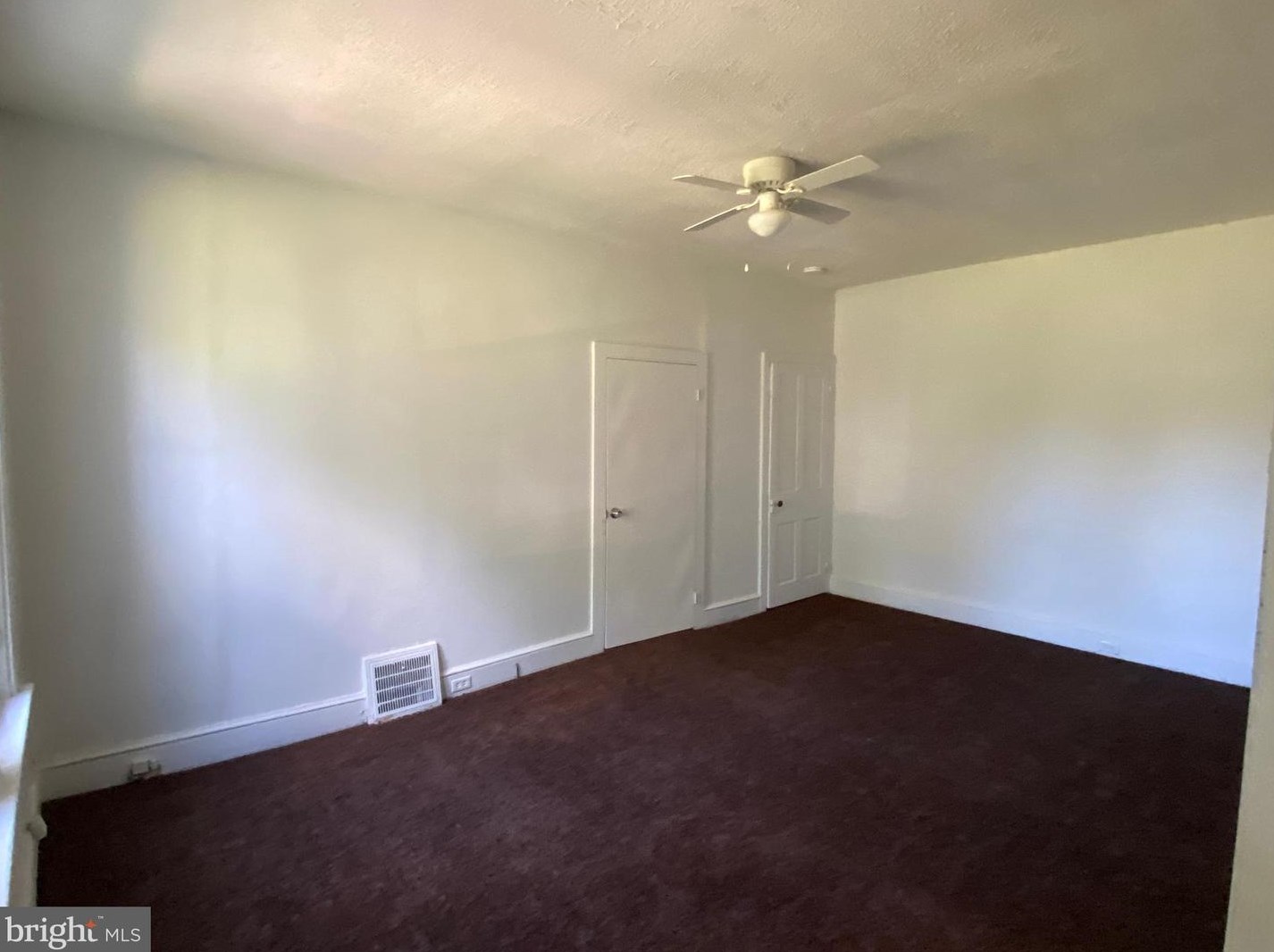 91 Budd Ave, Pemberton, NJ 08068-1103