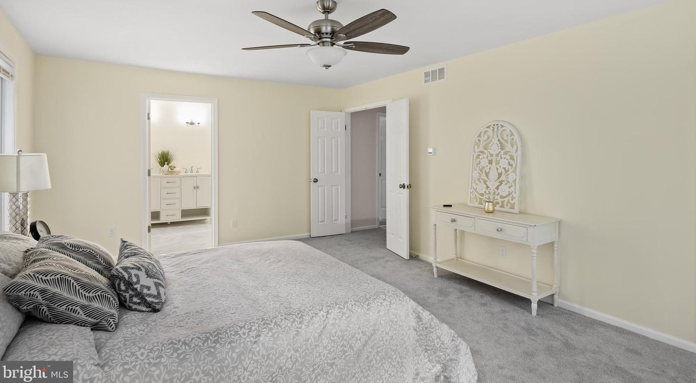 120 Nanticoke Ct, Southampton NJ  08088-8981 exterior