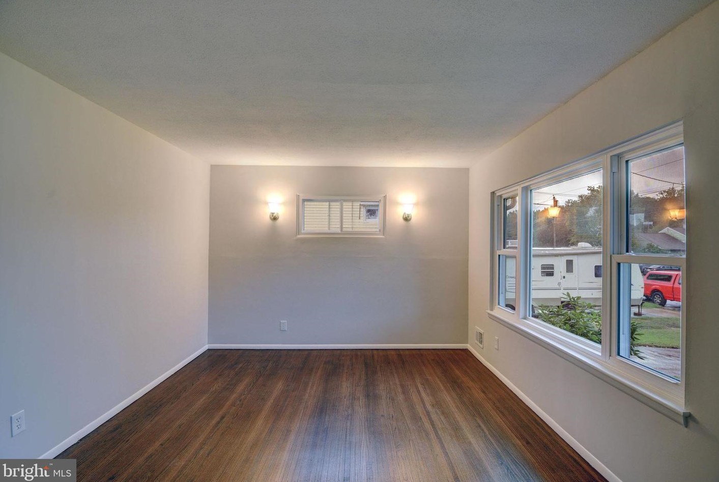 69 Charles Bossert Dr, Chesterfield NJ  08505-2750 exterior