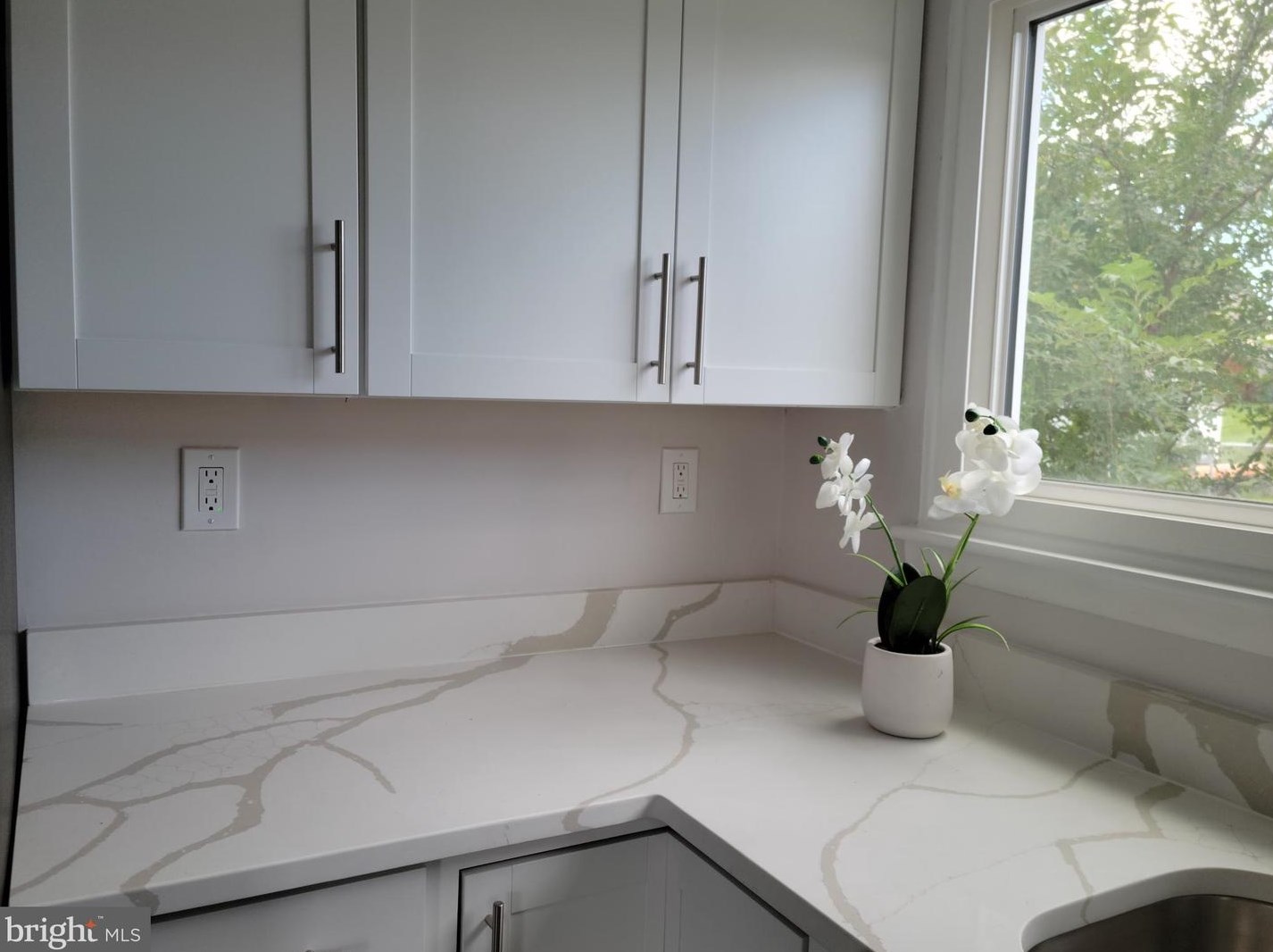 69 Charles Bossert Dr, Chesterfield NJ  08505-2750 exterior