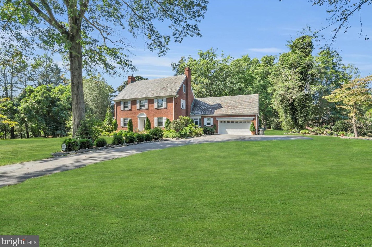 28 Bordentown Crosswicks Rd, Chesterfield, NJ 08515-9705