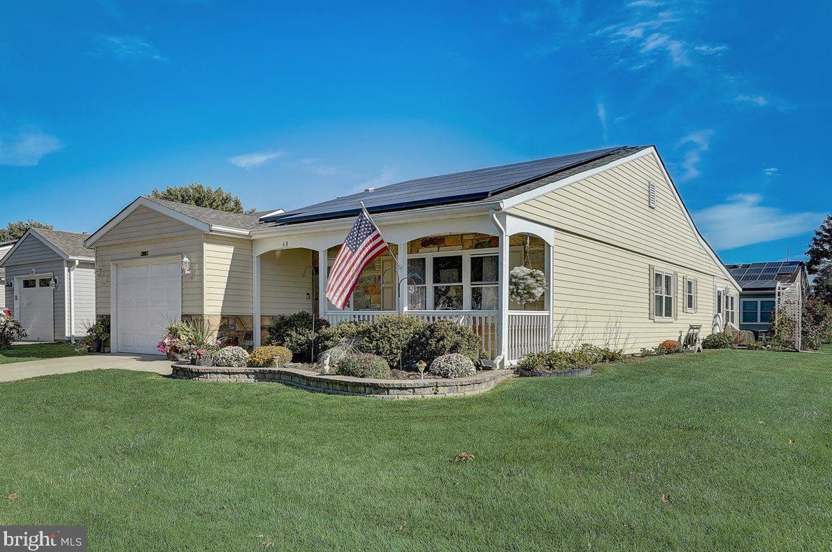 68 Marlborough Dr, Southampton, NJ 08088-1136