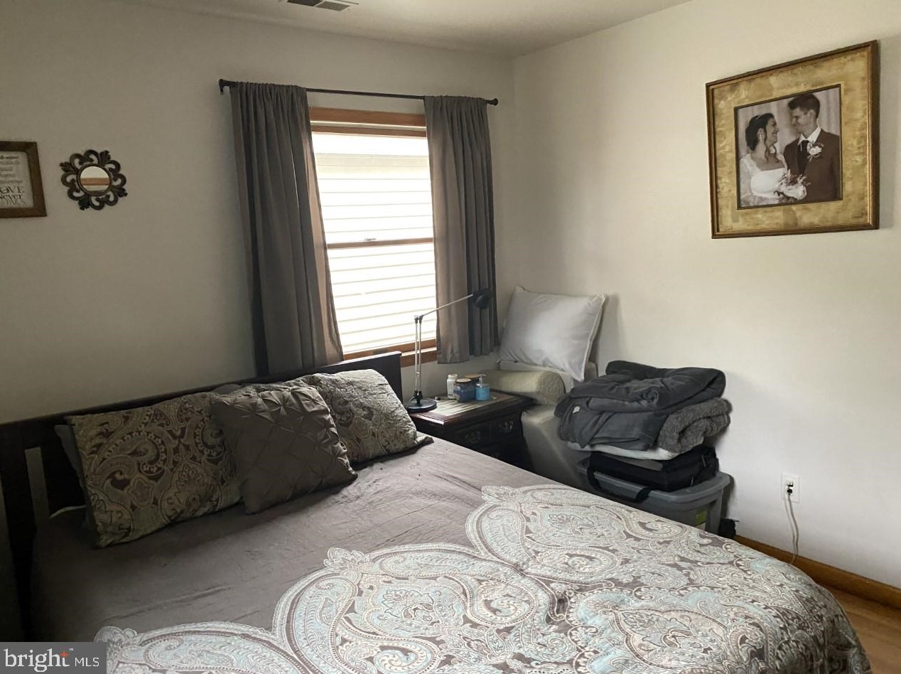 27 Shr Dr, Southampton NJ  08088-1353 exterior