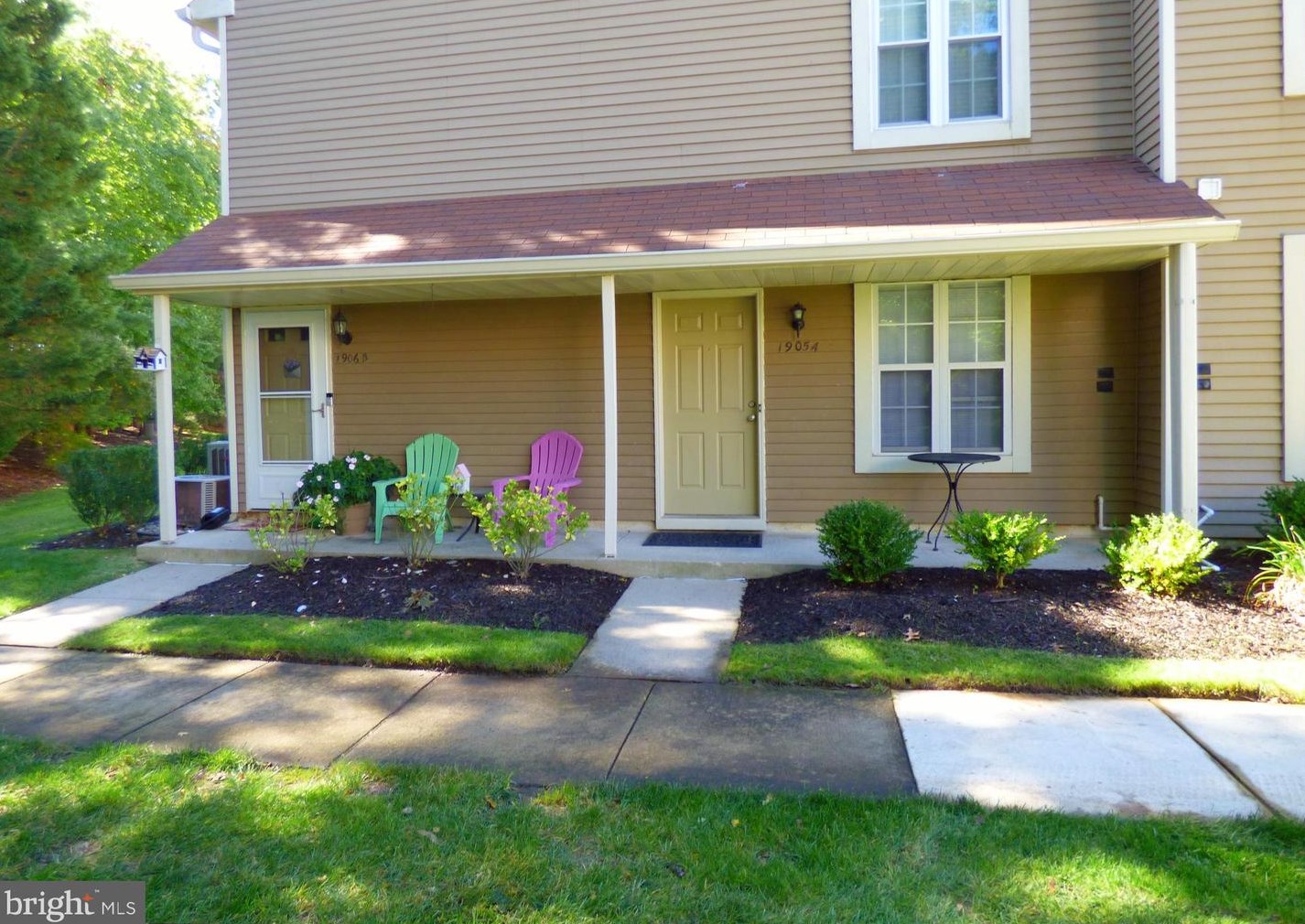 1905 Sedgefield Dr, Mount Laurel, NJ 08054-1850