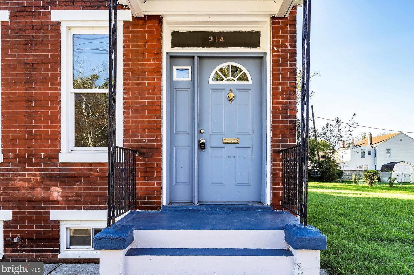 314 Jones Ave, Burlington, NJ 08016-1816
