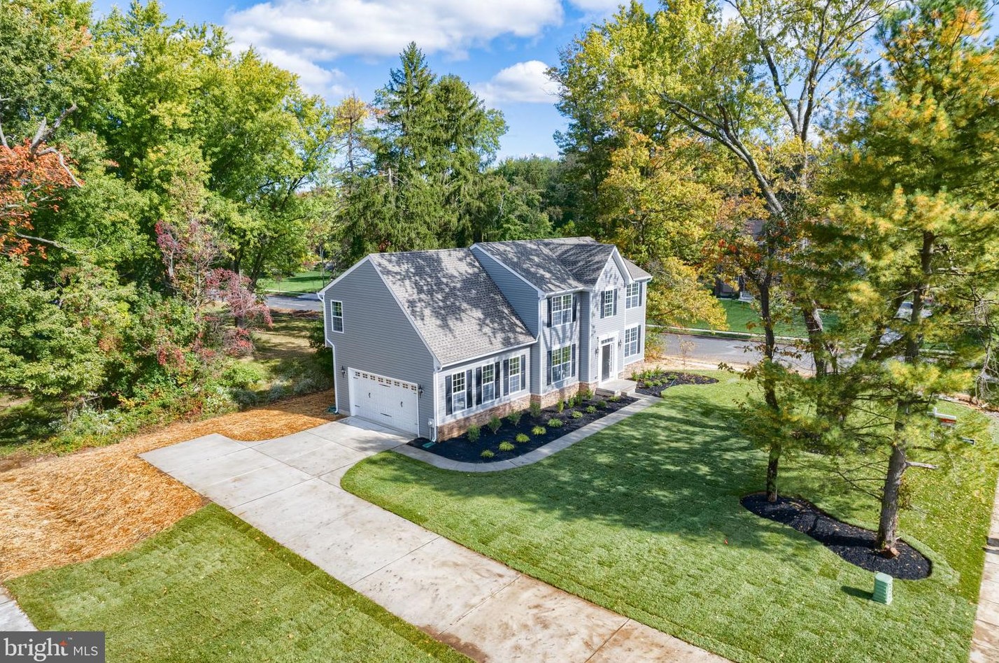 9 Meadow Dr, Moorestown, NJ 08057-3230