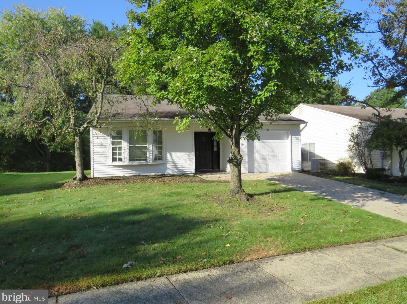 53 Lake View Terrace, Columbus, NJ 08022