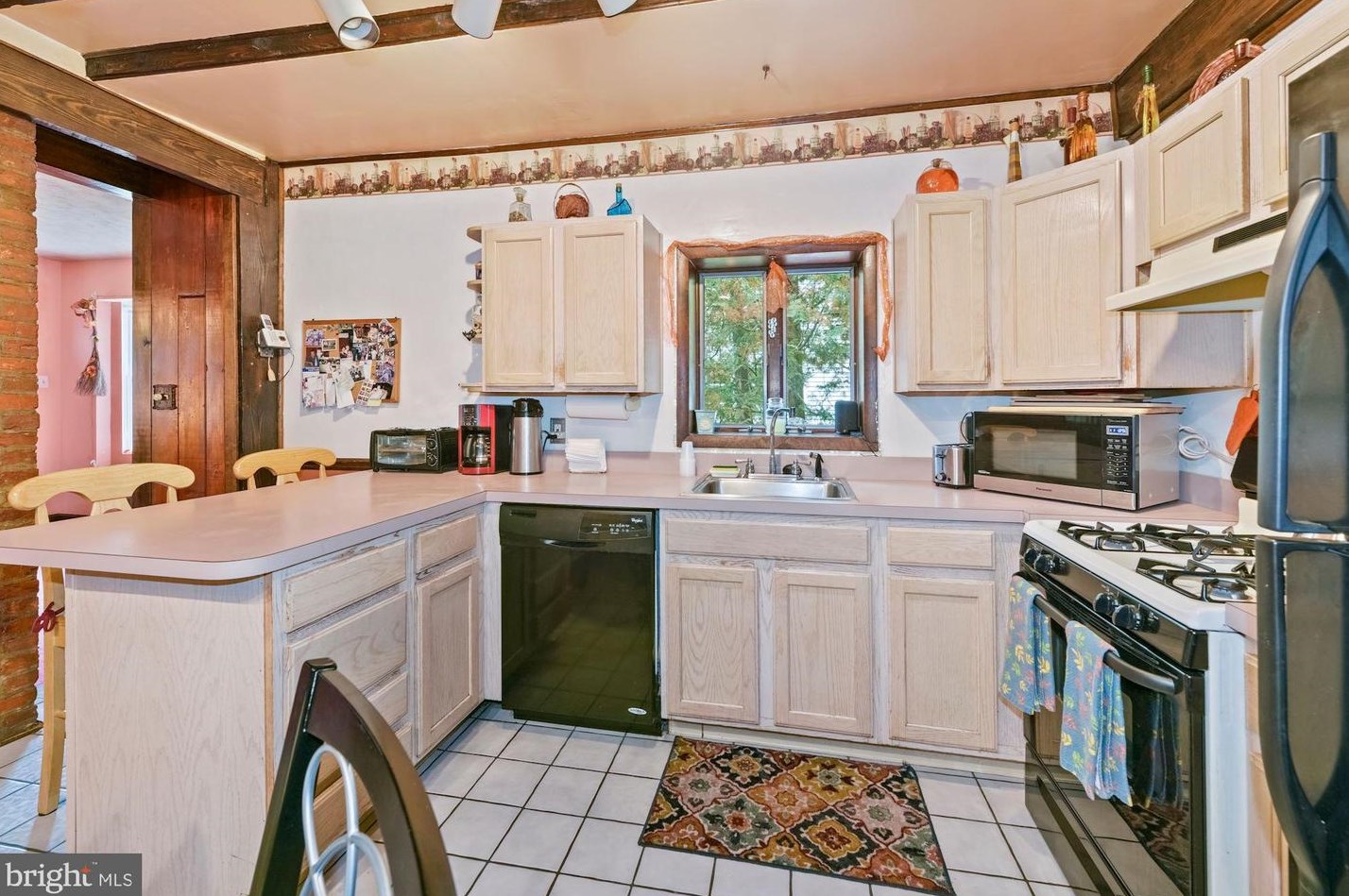 313 Linden St, Moorestown NJ 08057-3623 exterior