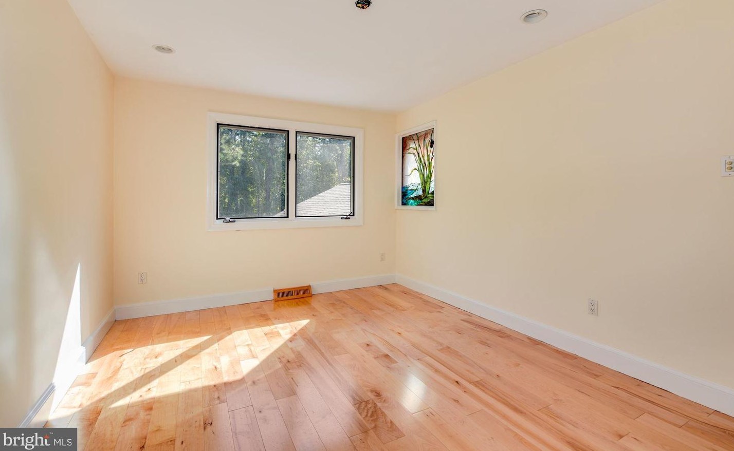 206 Frst Ave, Medford NJ 08055-3443 exterior