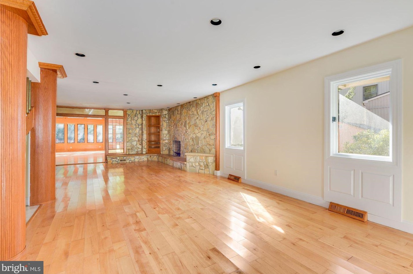 206 Frst Ave, Medford NJ 08055-3443 exterior