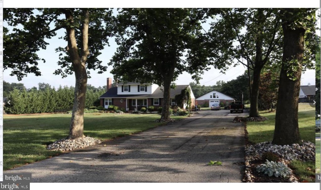 2087 Burlington Columbus Rd, Chesterfield NJ  08505-4222 exterior