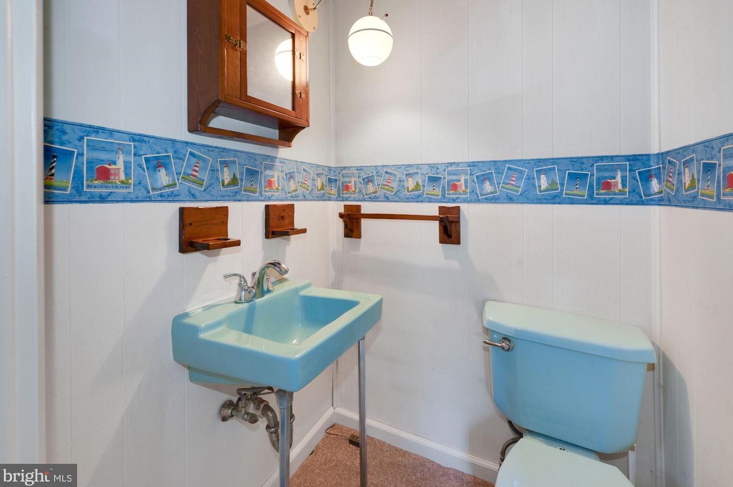 27 Harding Ave, Moorestown NJ 08057-1014 exterior