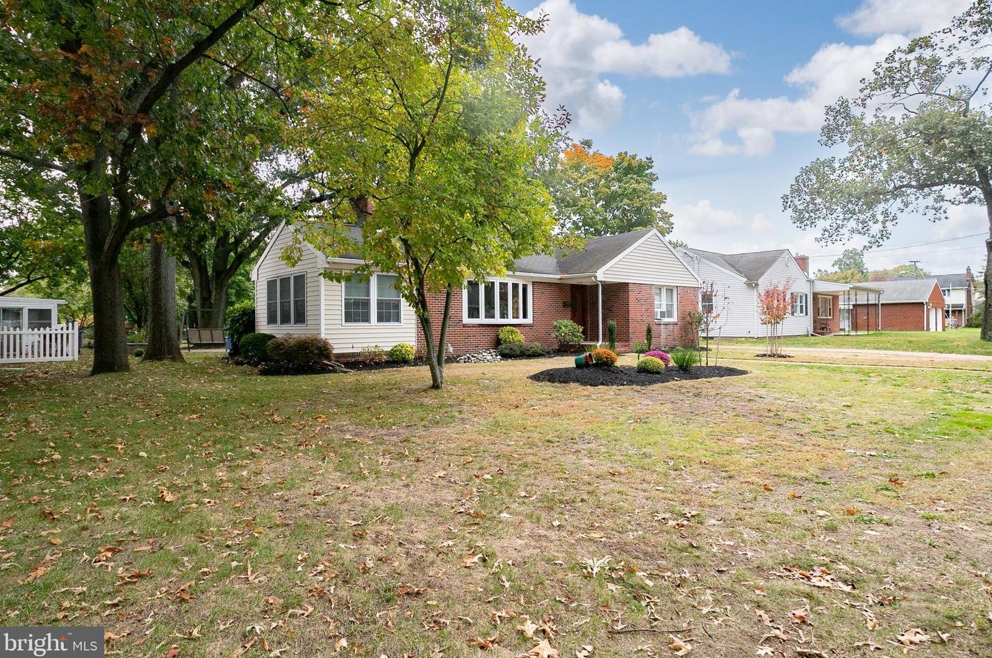 360 Station Rd, Roebling, NJ 08554