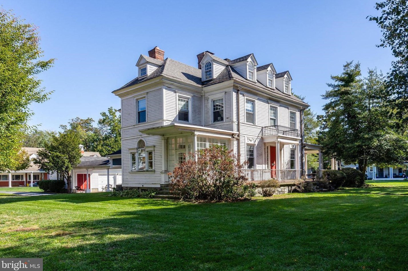 101 Lippincott Ave, Riverton, NJ 08077
