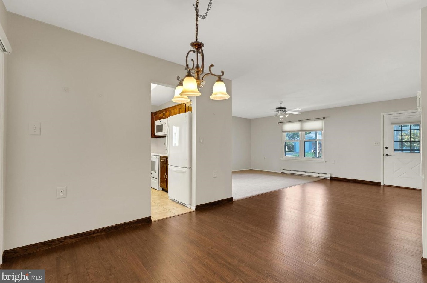36 Finchley Ct, Southampton NJ  08088-1008 exterior