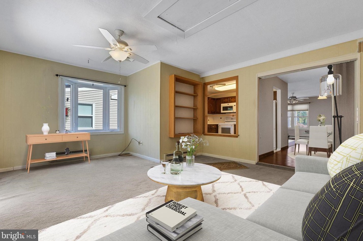 36 Finchley Ct, Southampton NJ  08088-1008 exterior