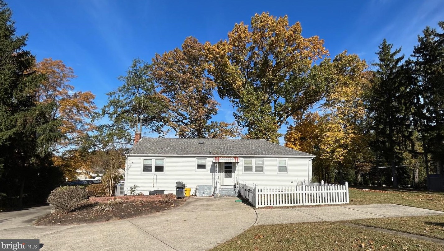 910 Hamilton Ave, Roebling, NJ 08554