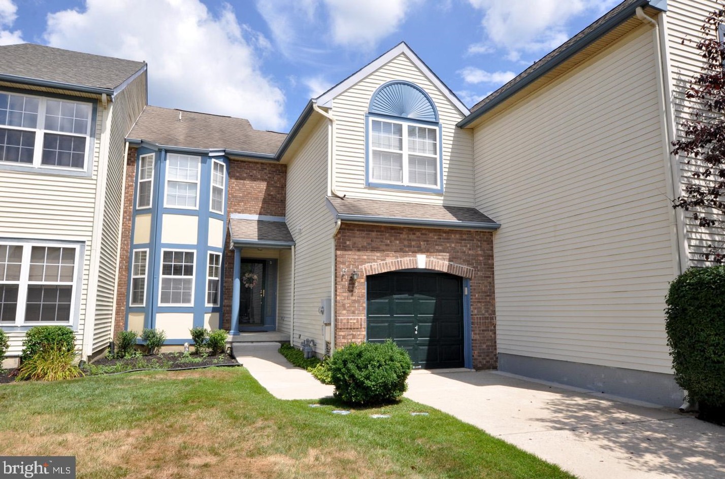 3 Summerhill Ln, Medford, NJ 08055-2368