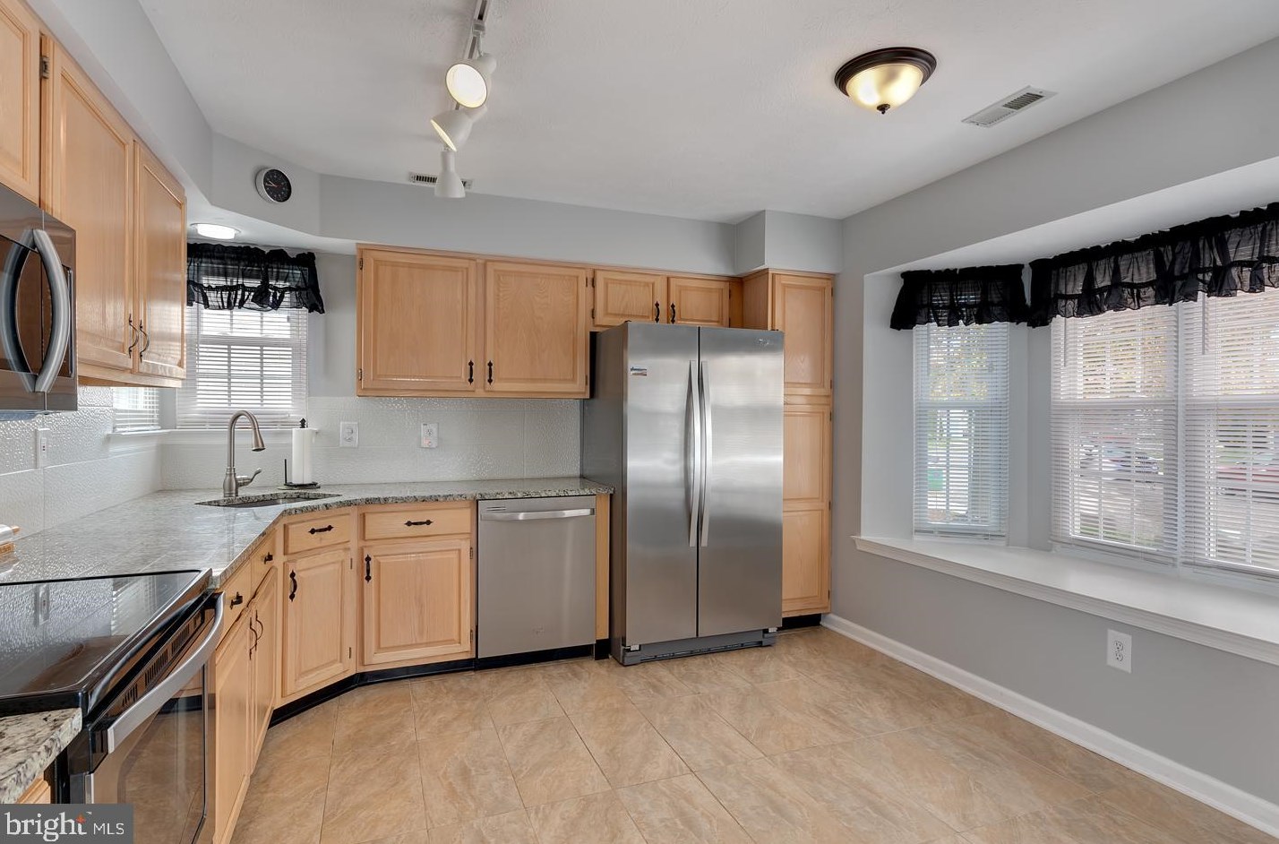 303 Moonseed Pl, Mount Laurel NJ  08054-4940 exterior