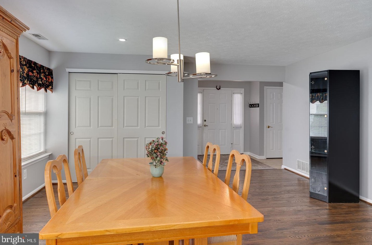 303 Moonseed Pl, Mount Laurel NJ  08054-4940 exterior