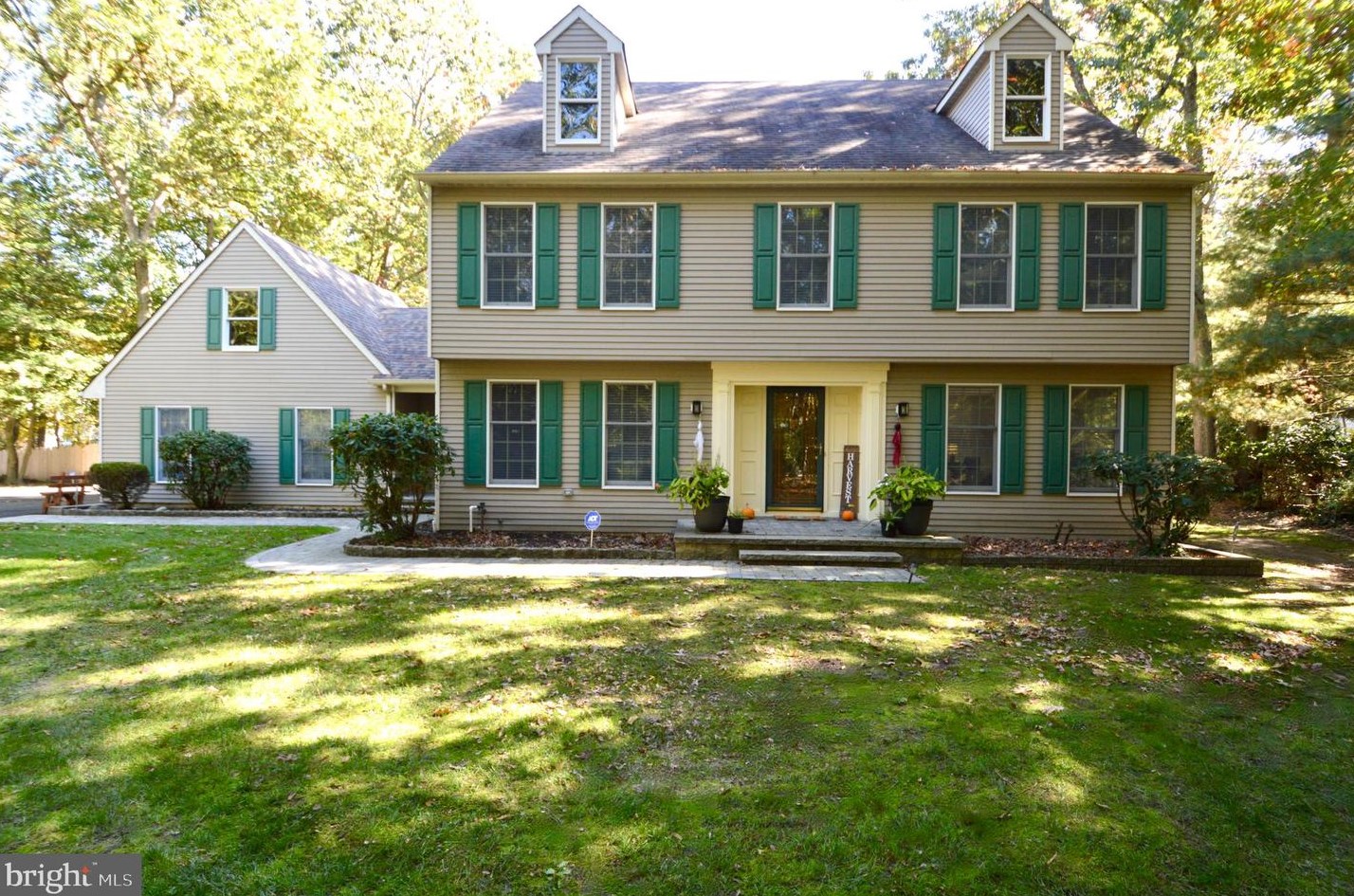 1 Bradford Dr, Southampton, NJ 08088
