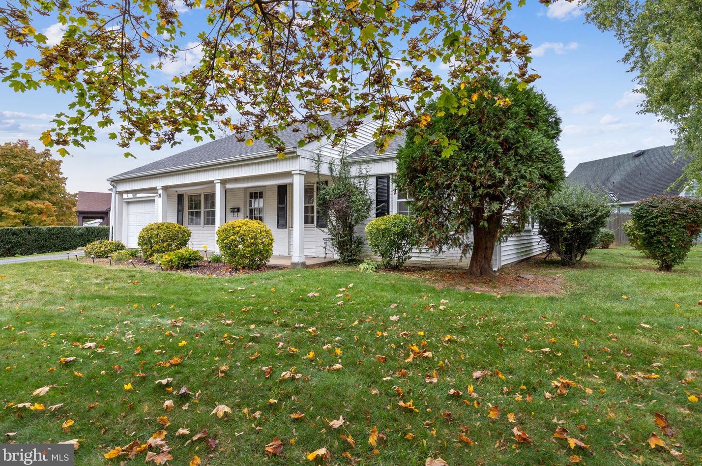 31 Garrison Cir, Willingboro, NJ 08046