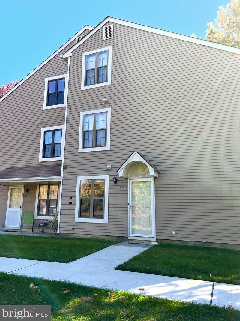 175 Collin Ct, Mount Laurel, NJ 08054-3706