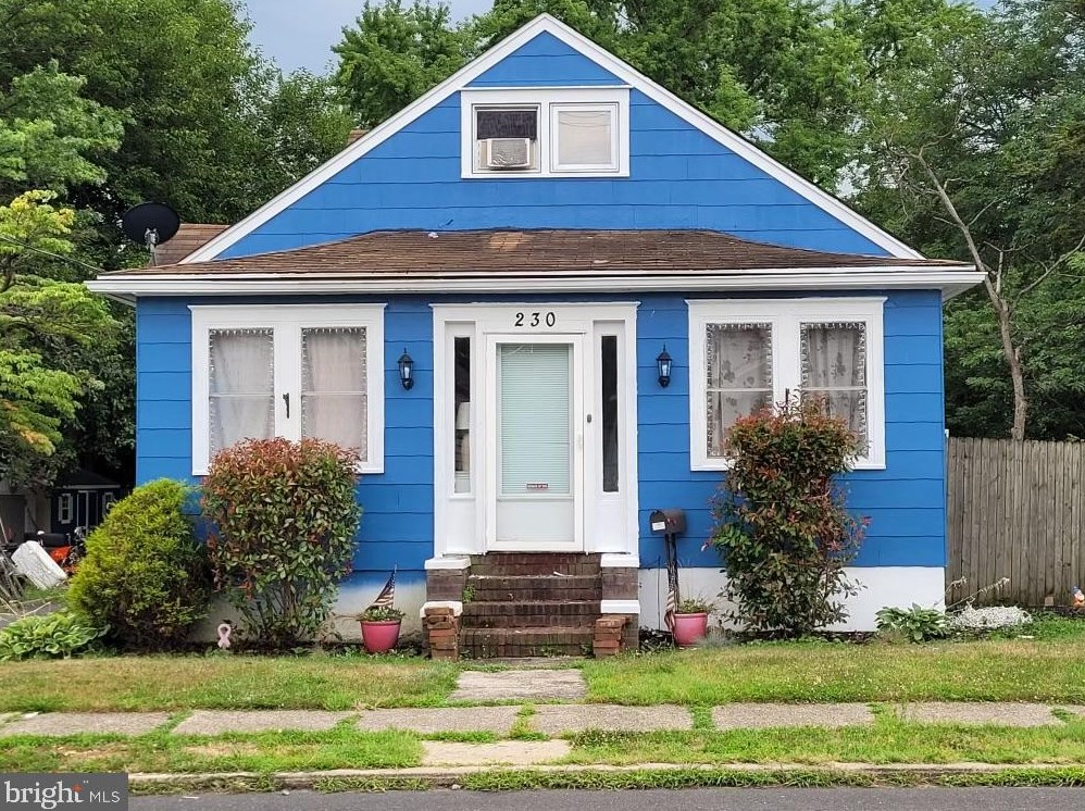 230 Mott Ave, Burlington, NJ 08016-2424