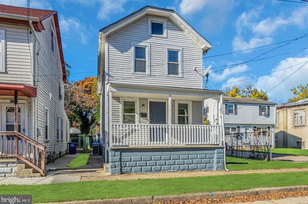 213 Laurel St, Beverly, NJ 08010
