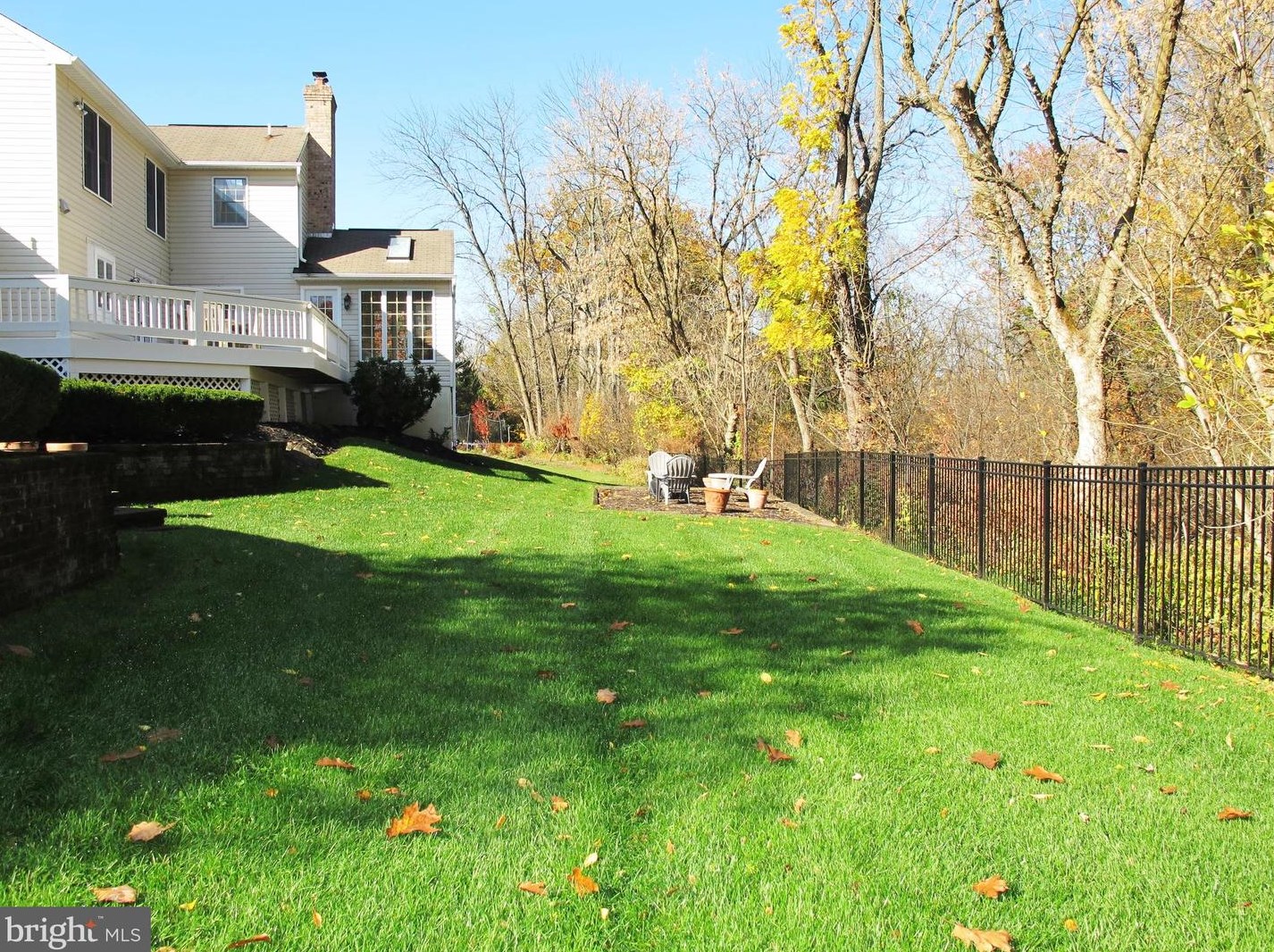 7 Kirkwood Dr, Mount Laurel, NJ 08054-4717