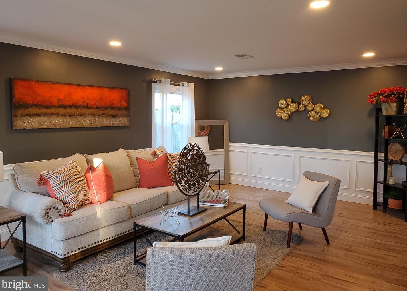 24 Petunia Ln, Willingboro, NJ 08046