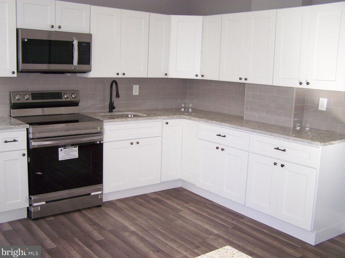 623 Bordentown Rd, Burlington NJ  08016-1923 exterior