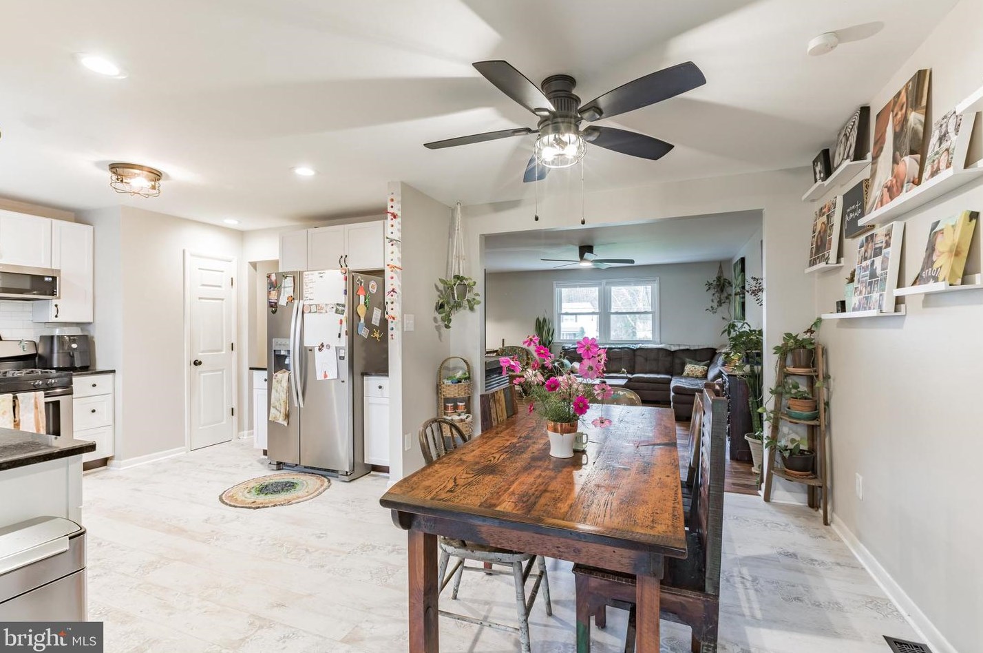 23 Illinois Trl, Medford NJ  08055-9042 exterior