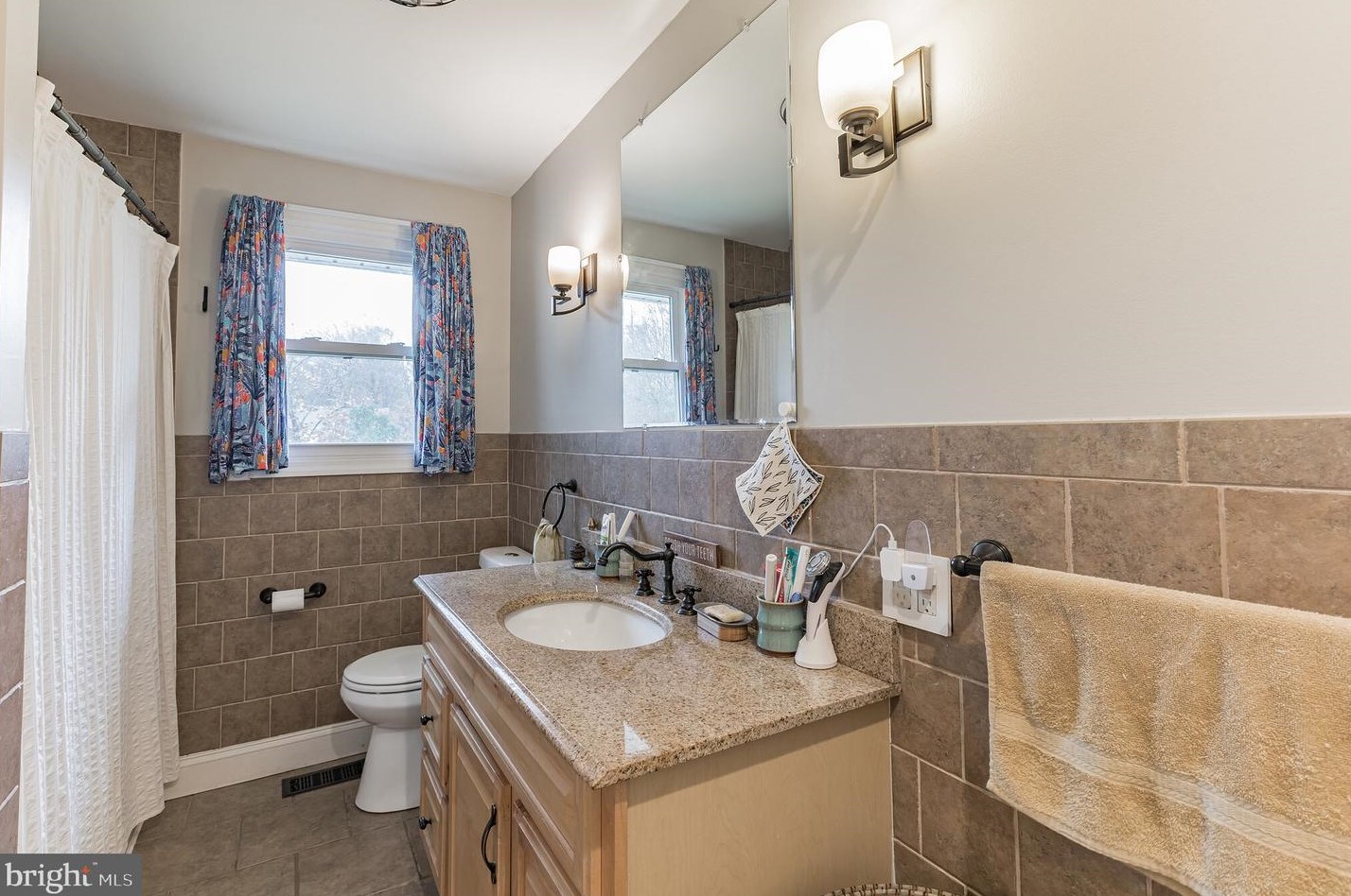 23 Illinois Trl, Medford NJ  08055-9042 exterior