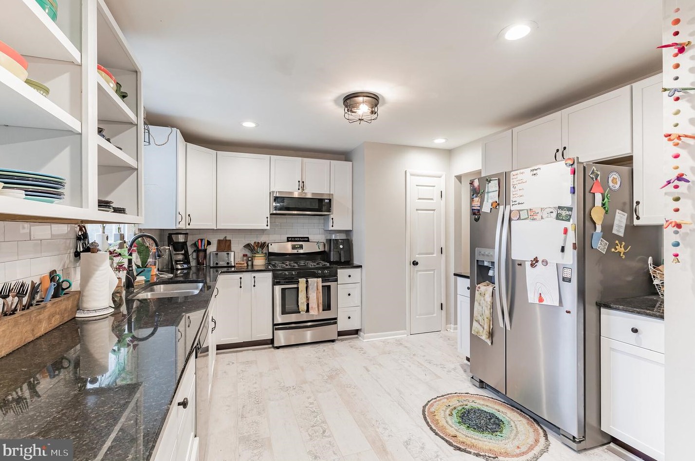 23 Illinois Trl, Medford NJ  08055-9042 exterior