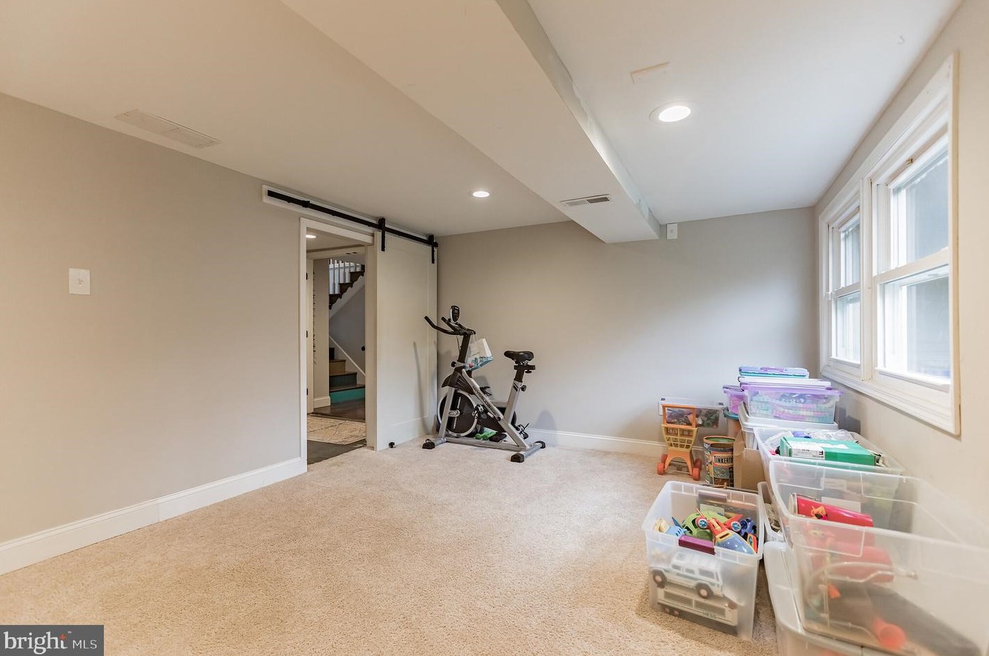 23 Illinois Trl, Medford NJ  08055-9042 exterior