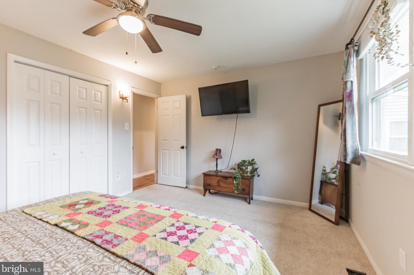 23 Illinois Trl, Medford NJ  08055-9042 exterior