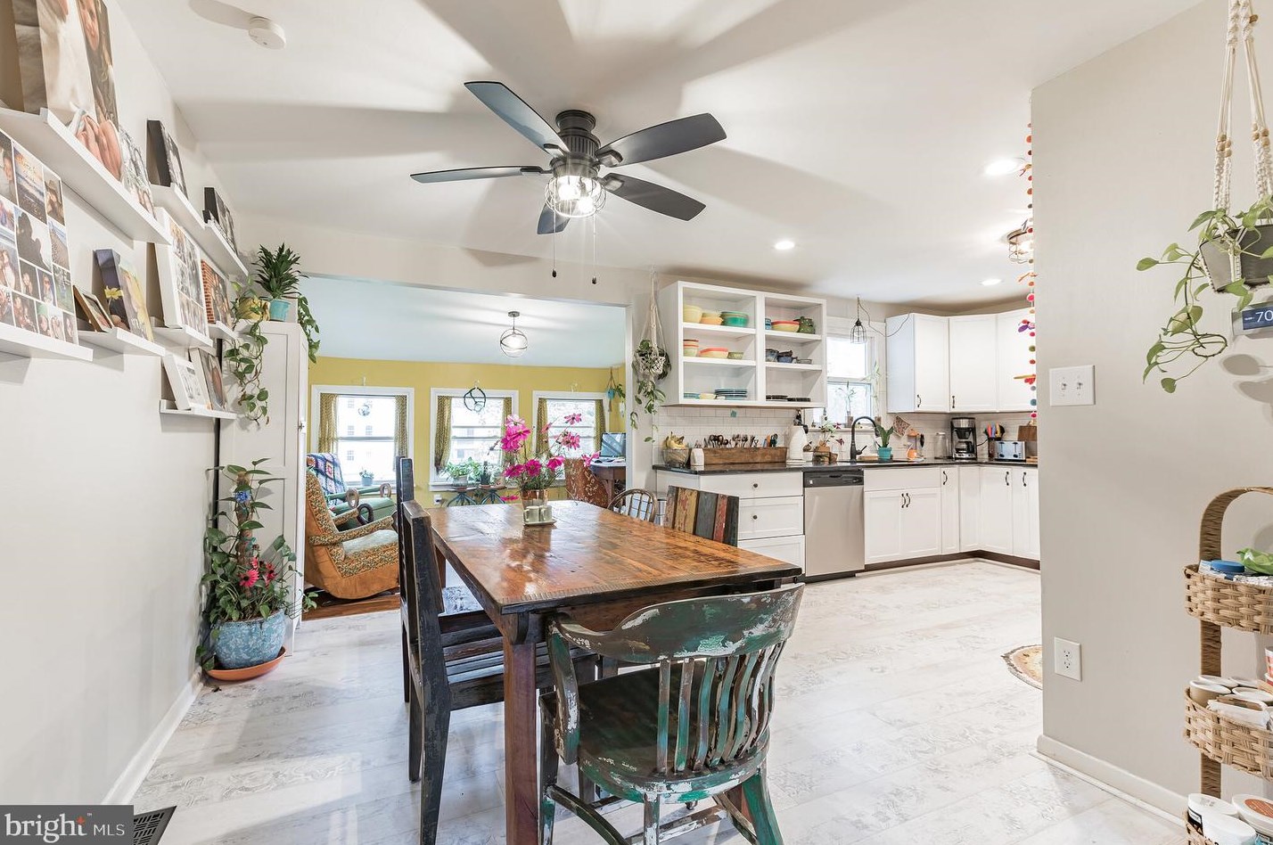 23 Illinois Trl, Medford NJ  08055-9042 exterior