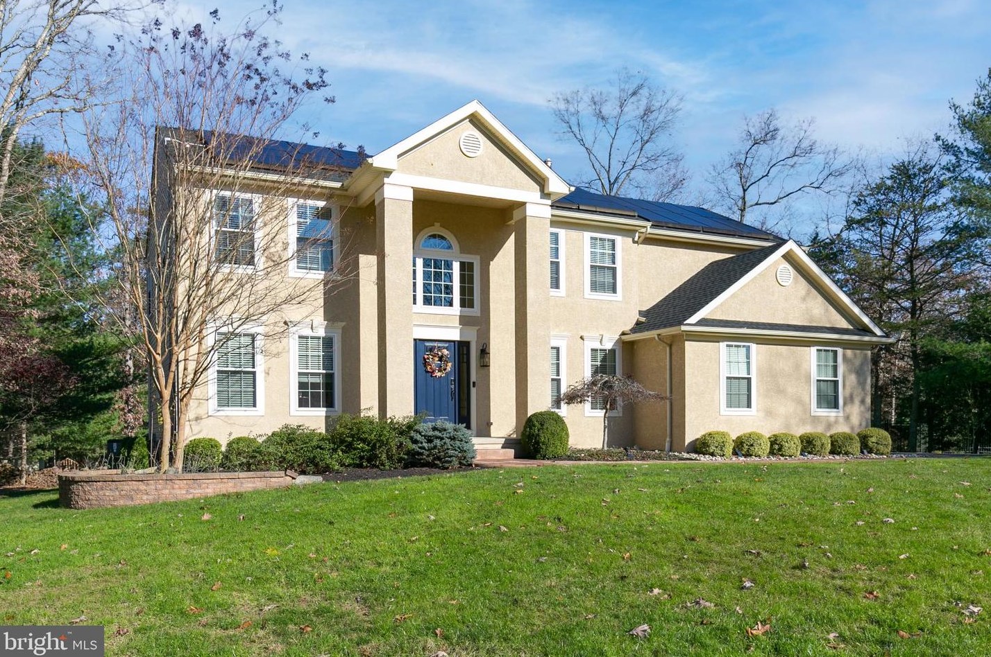 11 Treaty Elm Ln, Southampton, NJ 08088-9461