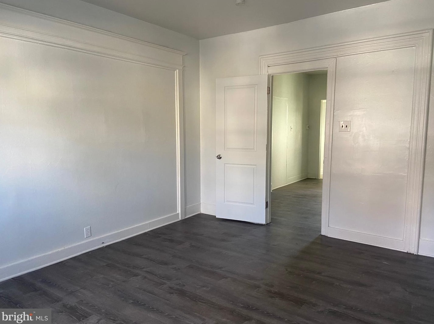 19 E Federal St #1, Burlington, NJ 08016