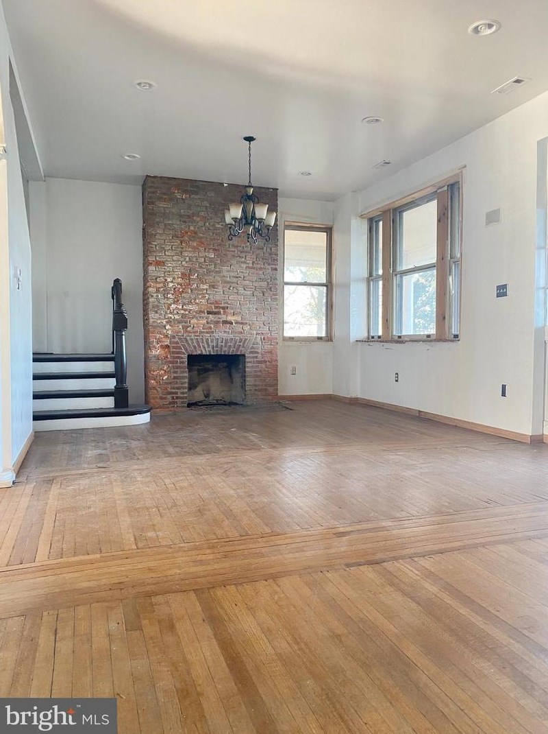 26 Riverbank Ave, Beverly NJ  08010-1310 exterior