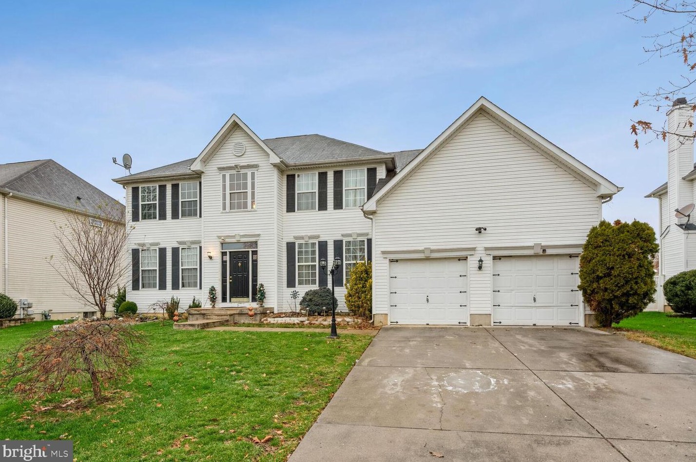 5 Lilac Ln, Chesterfield, NJ 08505-4820