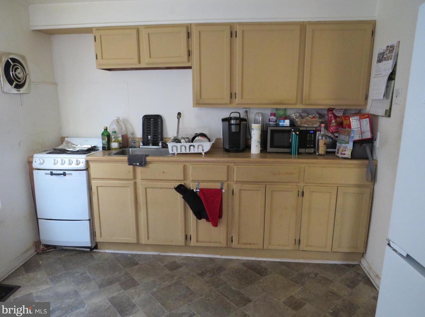 1012 W 3rd St, Florence, NJ 08518