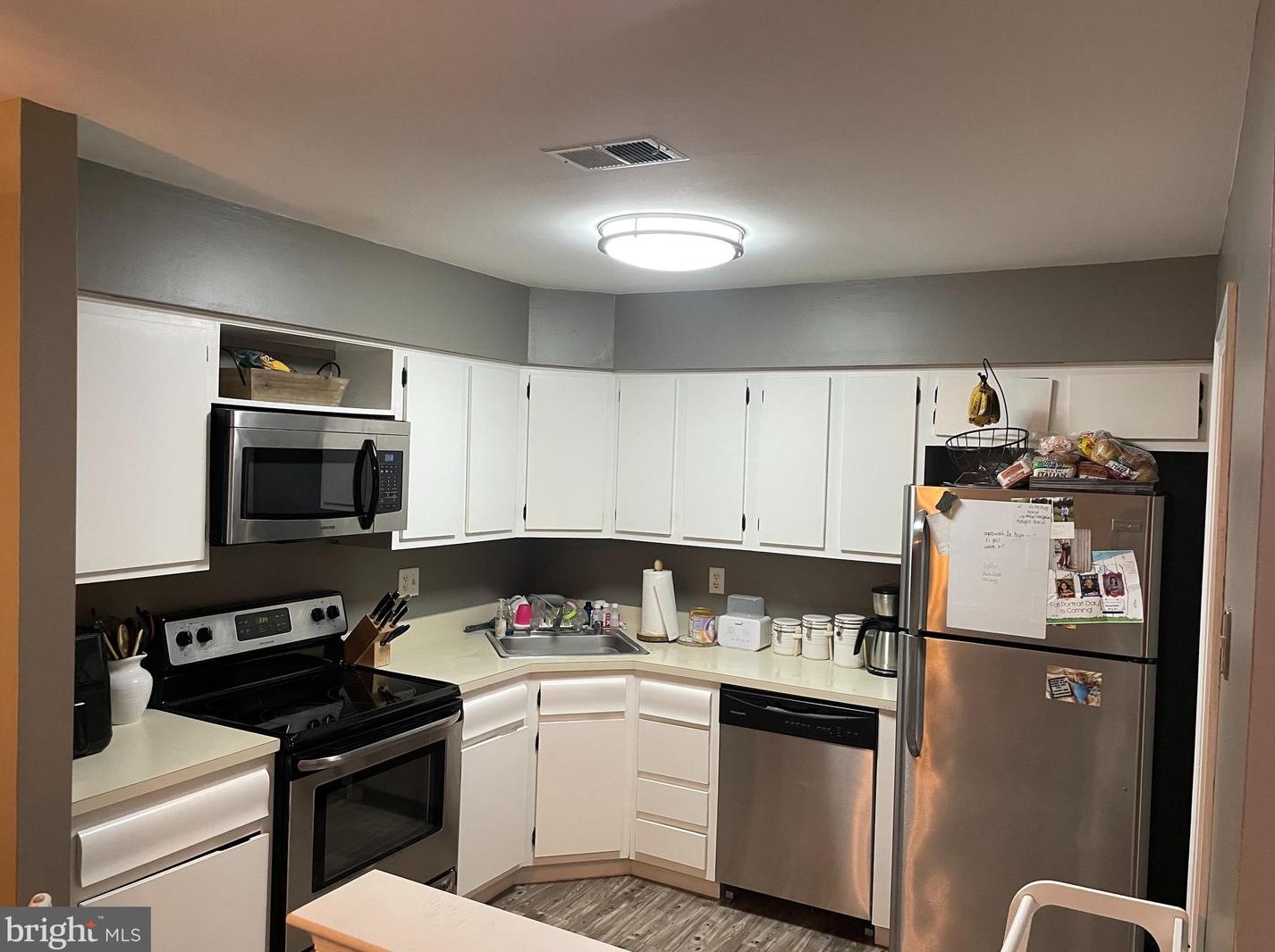 26 Sumac Ct, Mount Laurel, NJ 08054